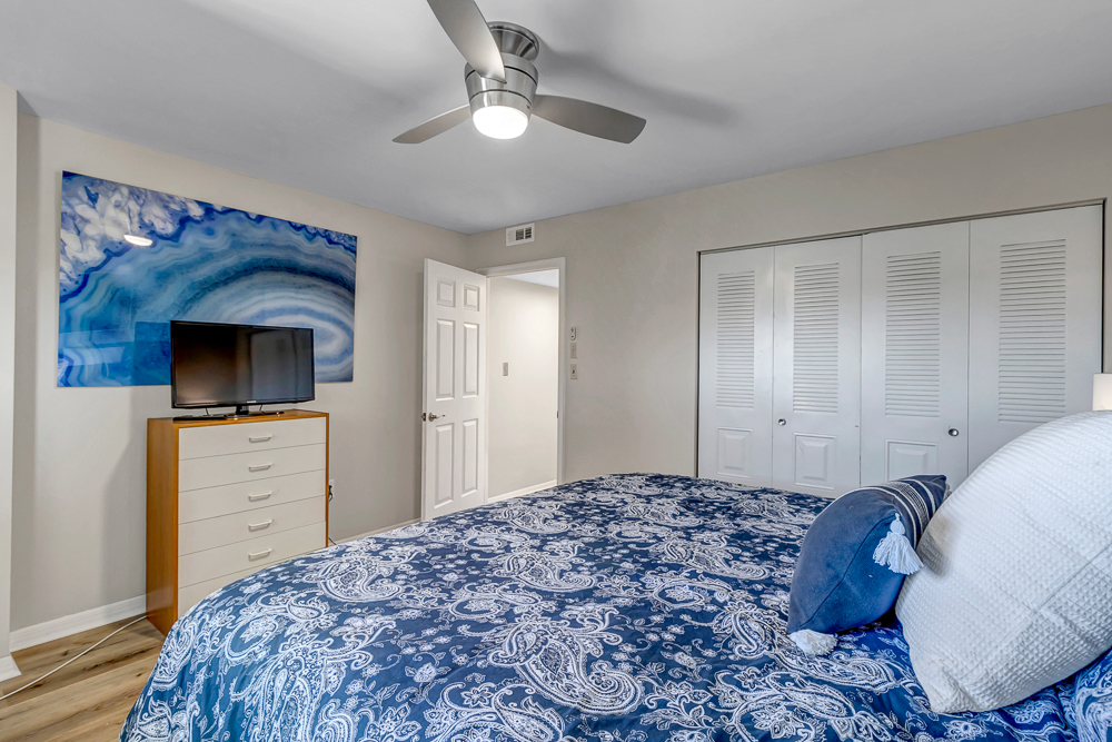 Crescent Surf - 3BR condo w/ pool & beach access | Photo 22