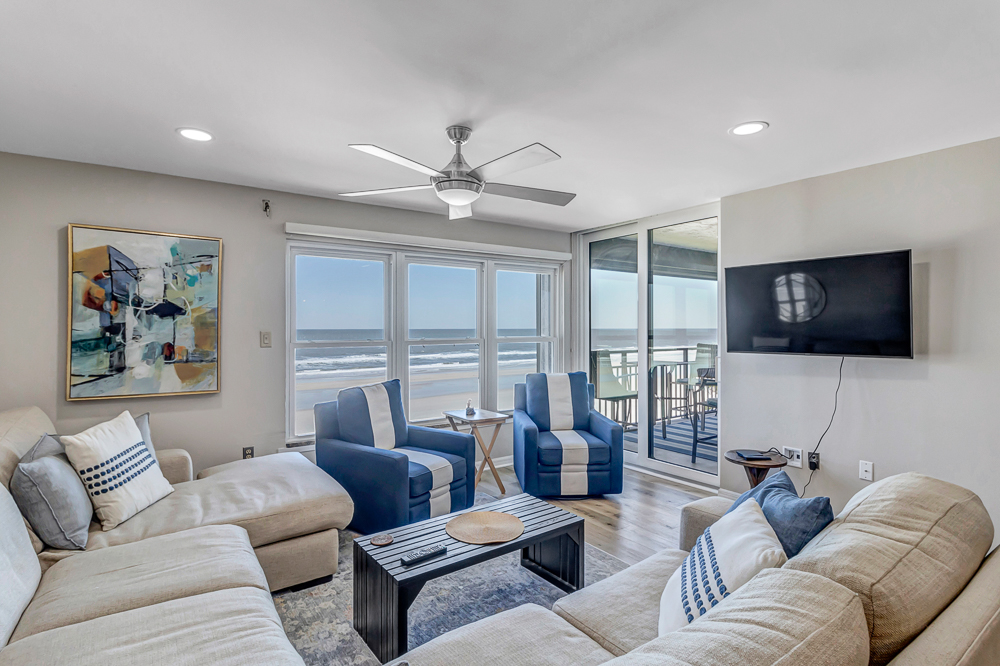 Crescent Surf - 3BR condo w/ pool & beach access | Photo 8