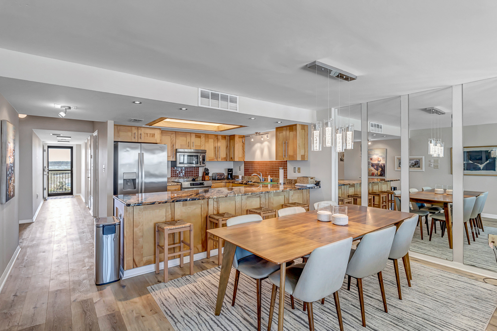 Crescent Surf - 3BR condo w/ pool & beach access | Photo 4