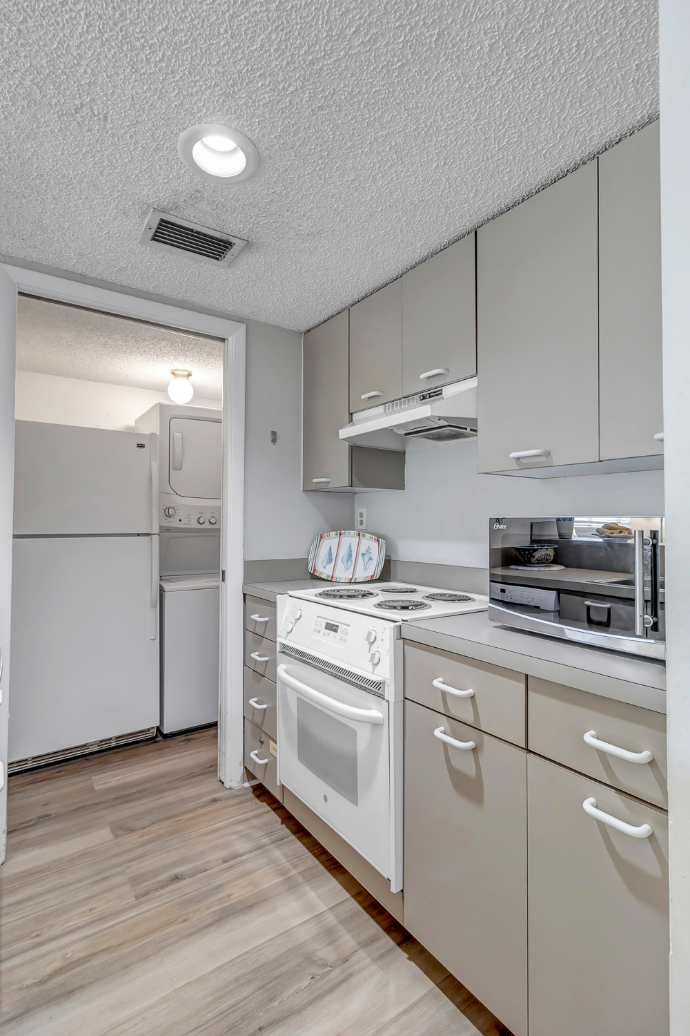 Summer Place Bliss - Private Patio Access | Photo 7