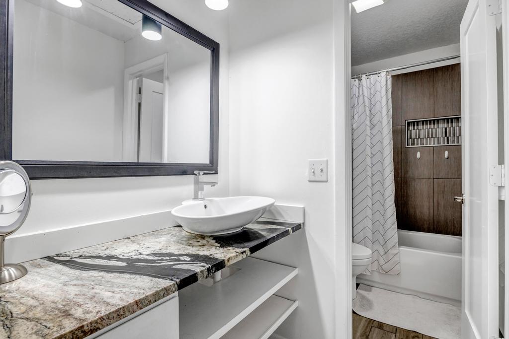 Bermuda Bungalow - 3BR stay w BBQ | Photo 20