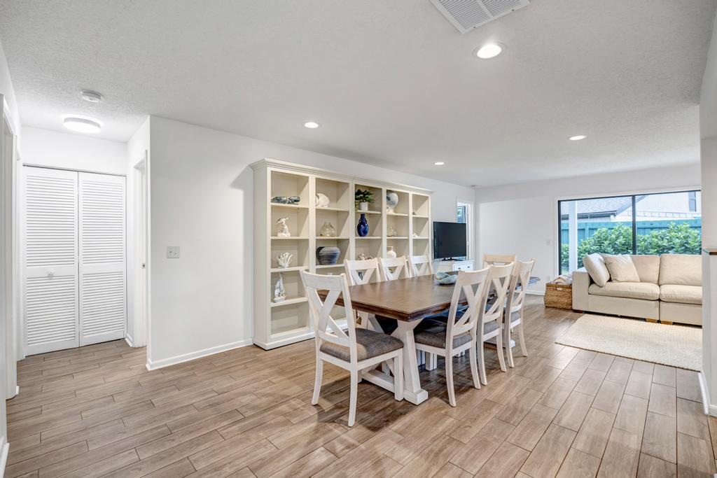 Bermuda Bungalow - 3BR stay w BBQ | Photo 7