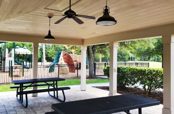 Bermuda Bungalow - 3BR stay w BBQ | Photo 33