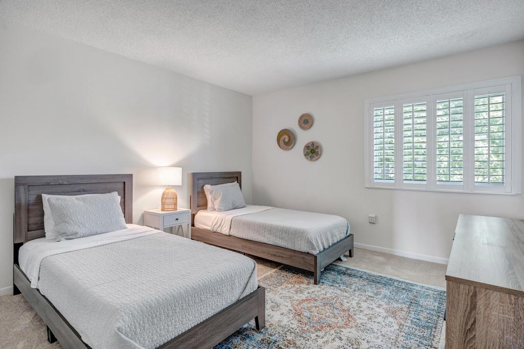 Fairway Breeze - Coastal retreat w/ pool access | Photo 26