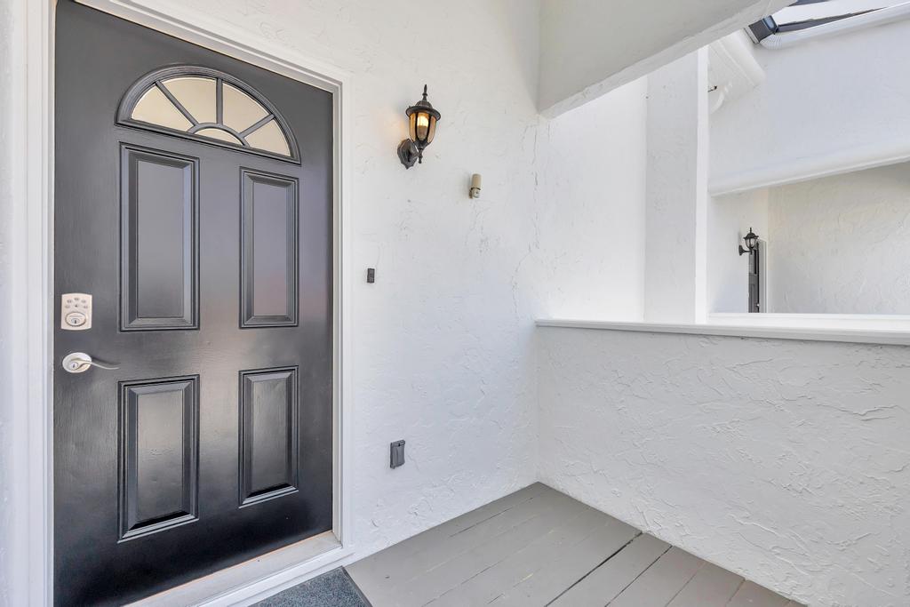 Fairway Breeze - Coastal retreat w/ pool access | Photo 10