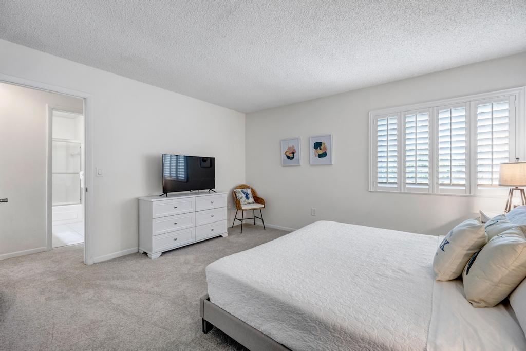 Fairway Breeze - Coastal retreat w/ pool access | Photo 31