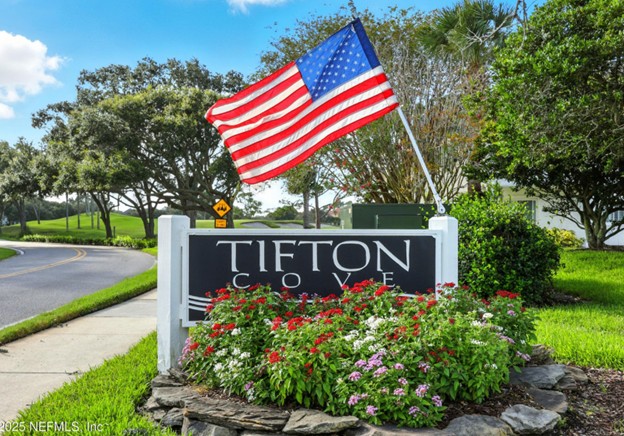 Fairway Breeze - Coastal retreat w/ pool access | Photo 42