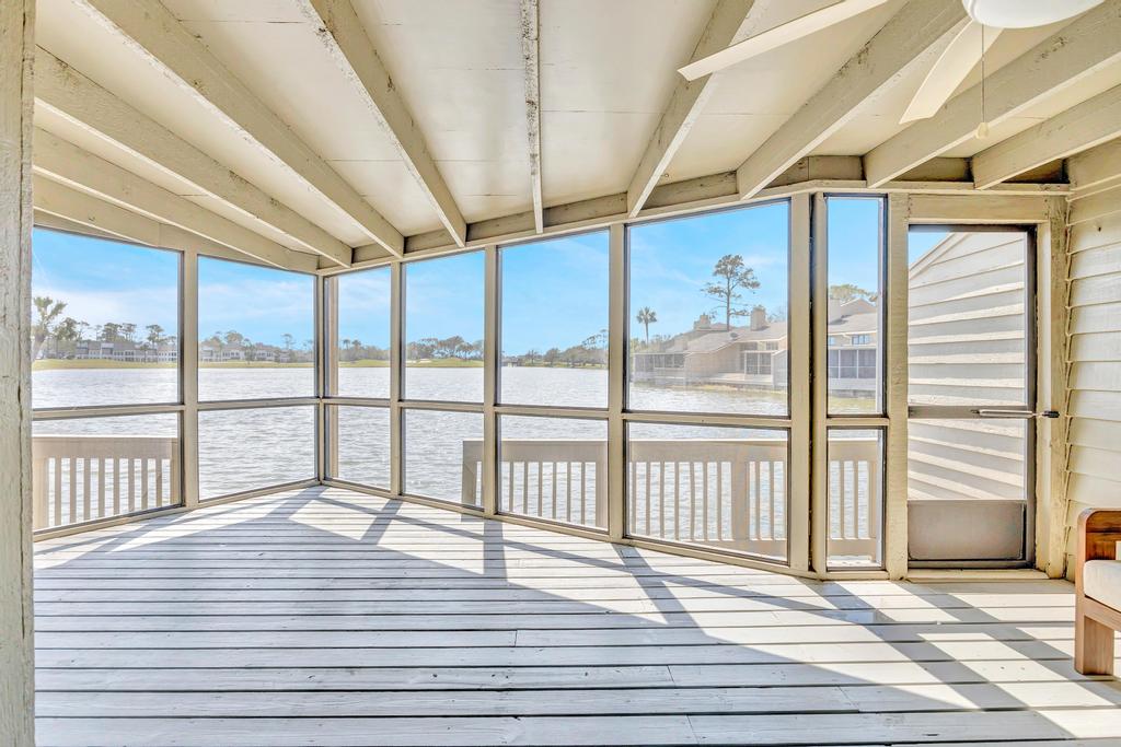 Lakeshore Luxury - Sunny condo near beach w deck | Photo 36