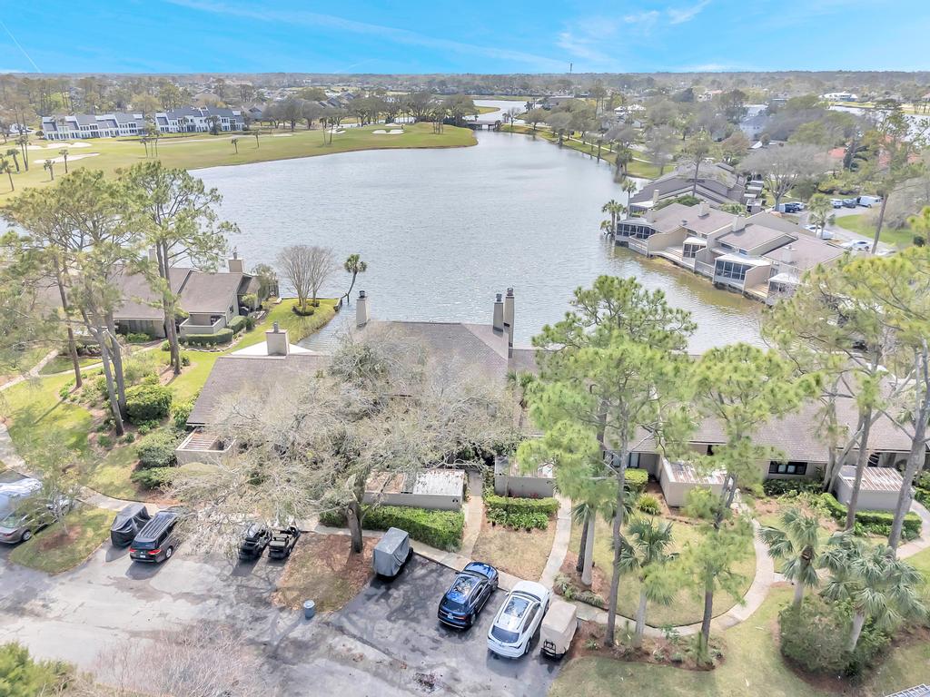 Lakeshore Luxury