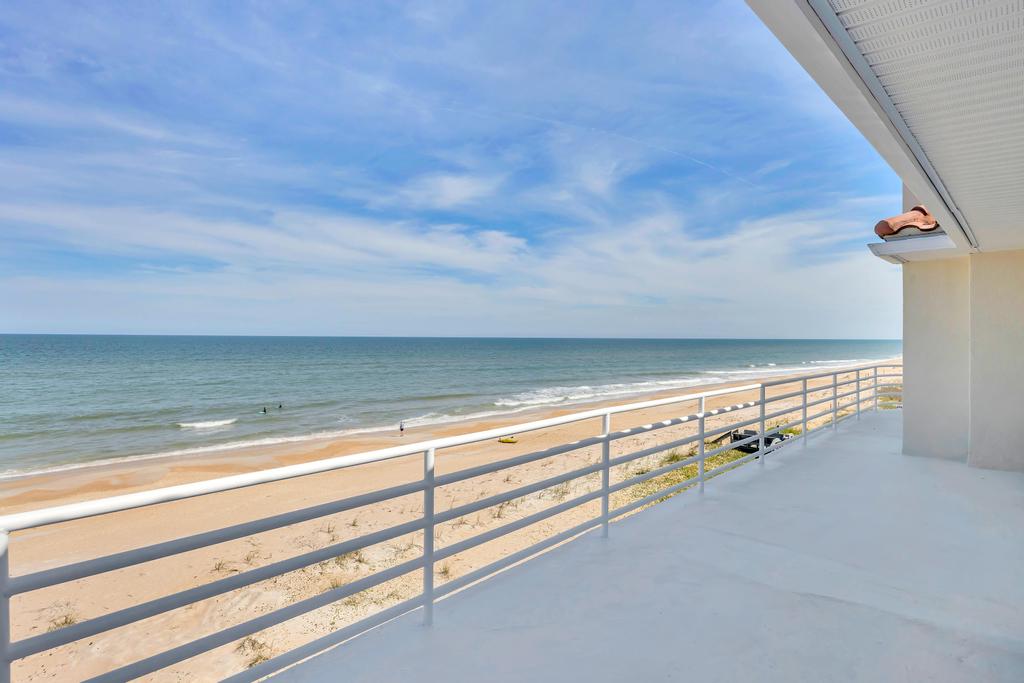 Sea Haven - Oceanfront home w/ pvt beach & deck | Photo 5