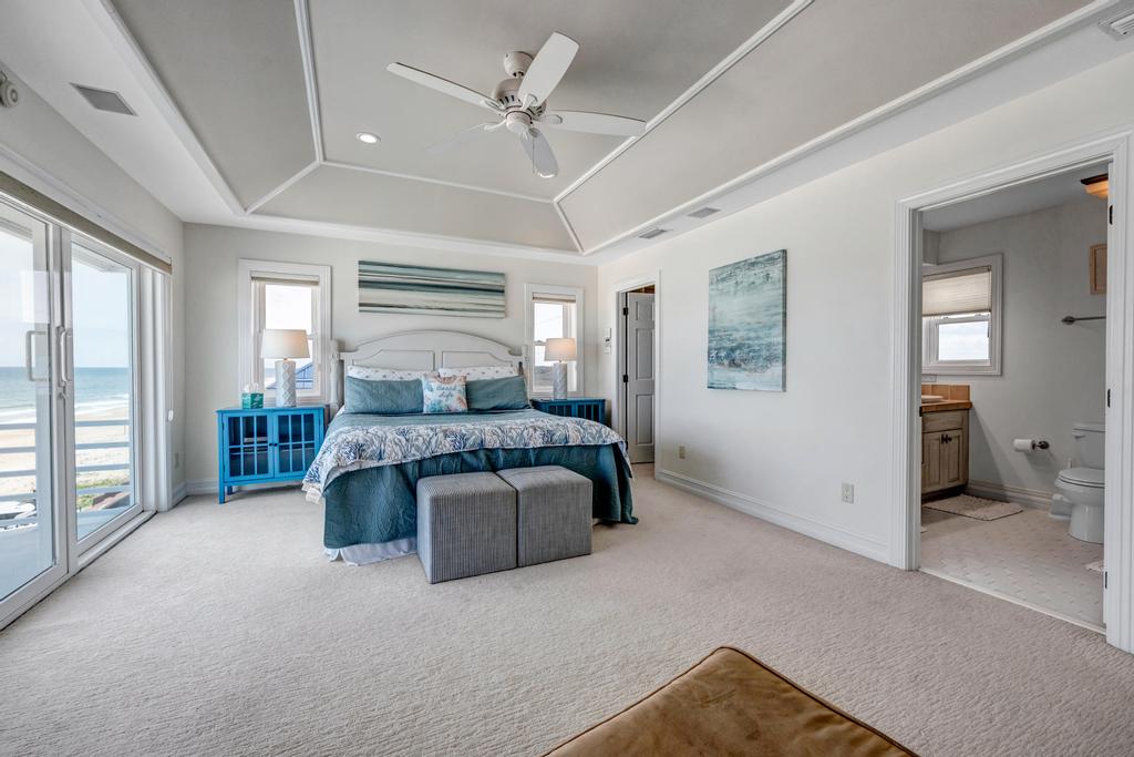 Sea Haven - Oceanfront home w/ pvt beach & deck | Photo 4