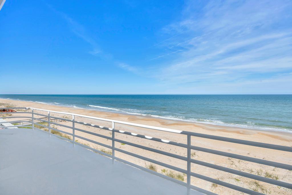 Sea Haven - Oceanfront home w/ pvt beach & deck | Photo 28