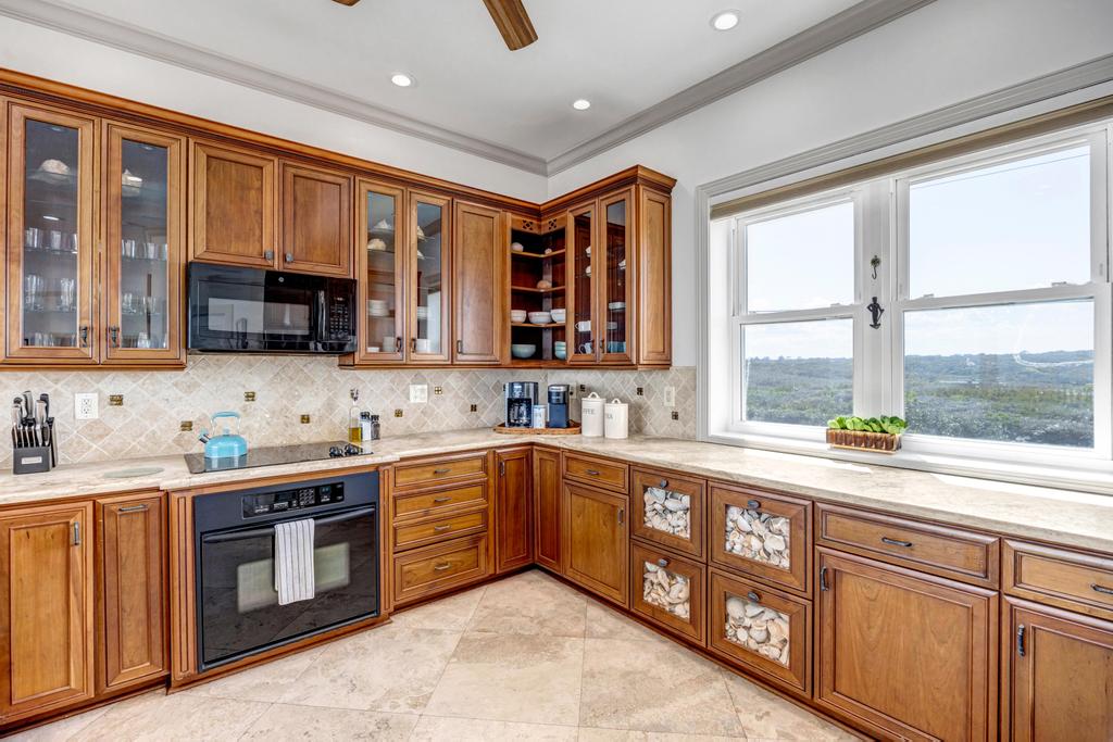 Sea Haven - Oceanfront home w/ pvt beach & deck | Photo 23