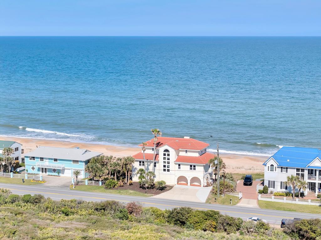 Sea Haven - Oceanfront home w/ pvt beach & deck | Photo 44