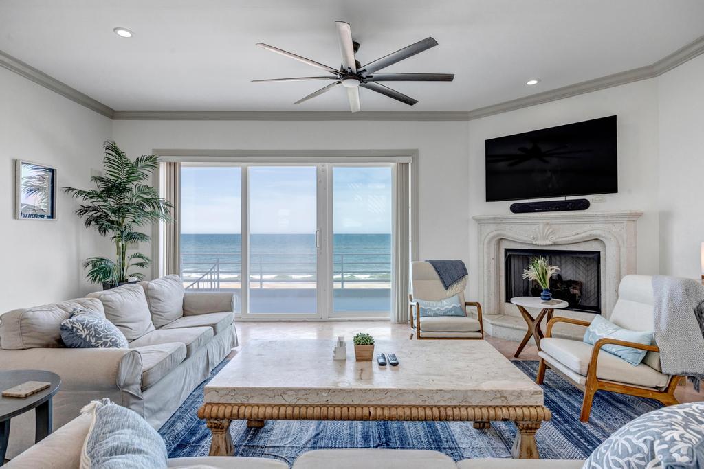 Sea Haven - Oceanfront home w/ pvt beach & deck | Photo 15