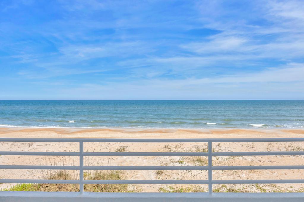 Sea Haven - Oceanfront home w/ pvt beach & deck | Photo 40