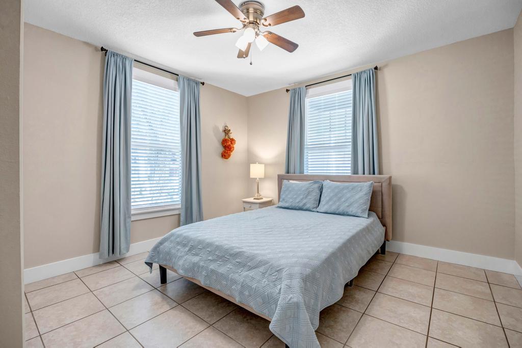 Cordova Palms A - Duplex by Castillo | Photo 15