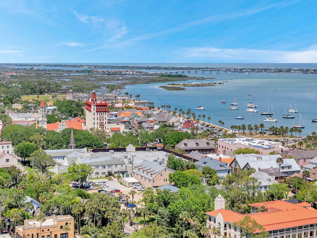 Cordova Palms B - 2BR bungalow w/ porch | Photo 26