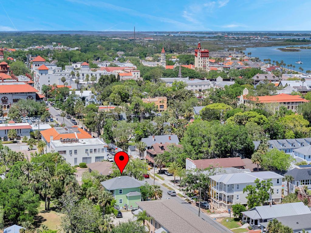 Cordova Palms - 4BR near Castillo w/ BBQ | Photo 26