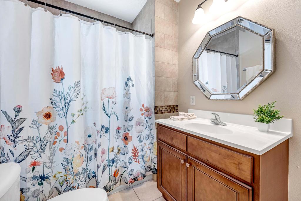 Cordova Palms - 4BR near Castillo w/ BBQ | Photo 16