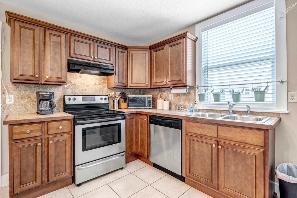 Cordova Palms - 4BR near Castillo w/ BBQ | Photo 12