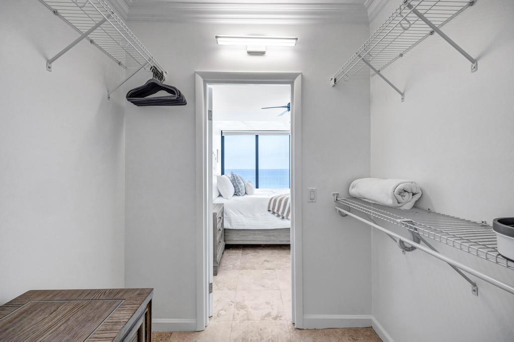 Oceanfront Penthouse Paradise | Photo 23