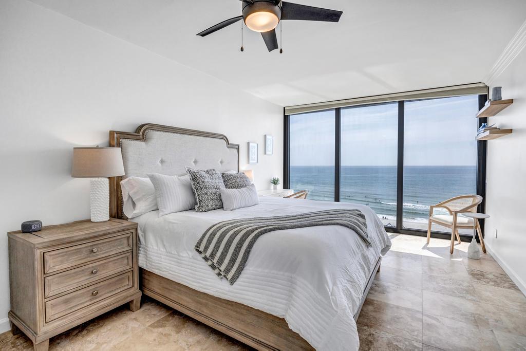 Oceanfront Penthouse Paradise | Photo 18