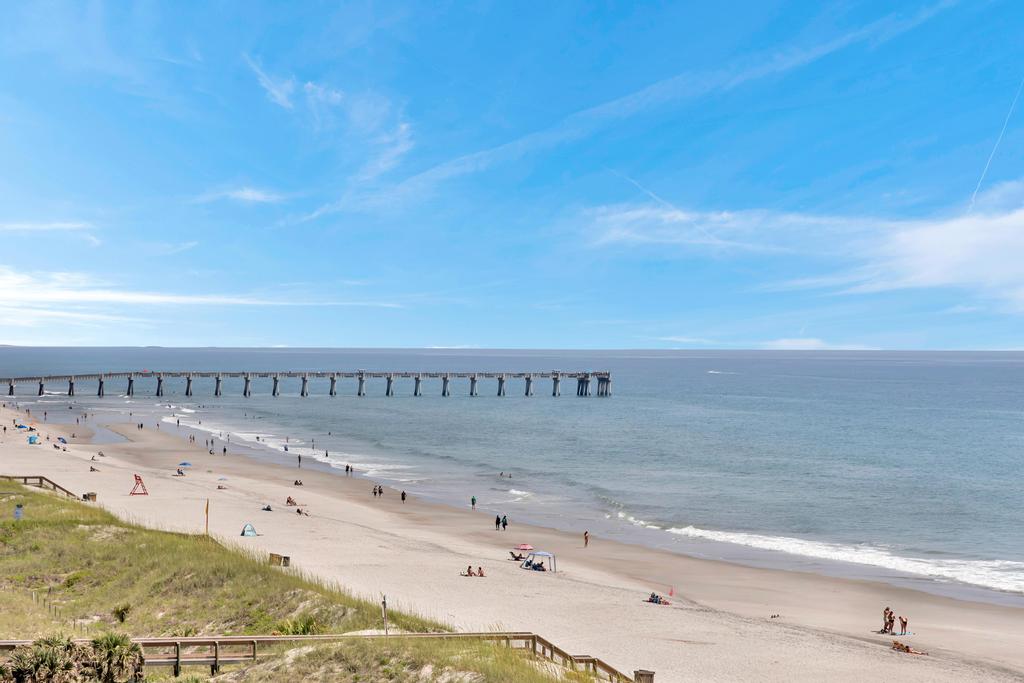 Oceanfront Penthouse Paradise | Photo 31