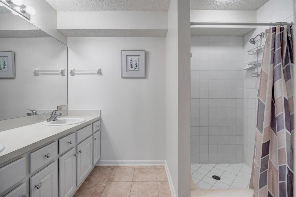 Windsor Wonders - Calm 2BR condo near Mayo | Photo 21