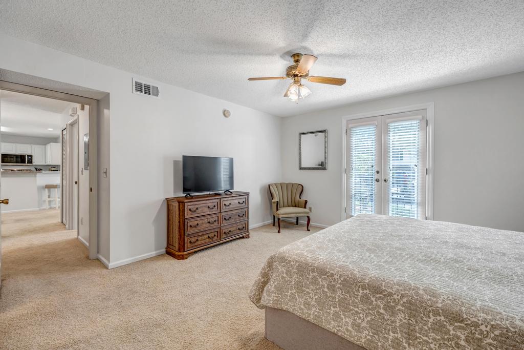 Windsor Wonders - Calm 2BR condo near Mayo | Photo 17