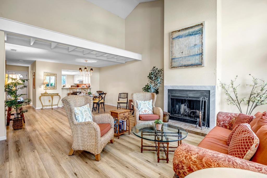 Coastal Comforts - Peaceful condo w/ pool access | Photo 18