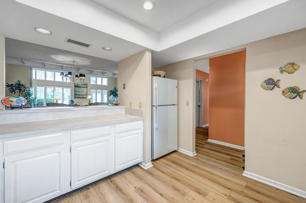 Coastal Comforts - Peaceful condo w/ pool access | Photo 14