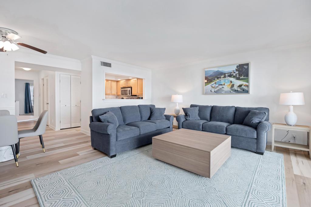 The Tennessea Inn - Oceanfront 1BR w/ beach access | Photo 2