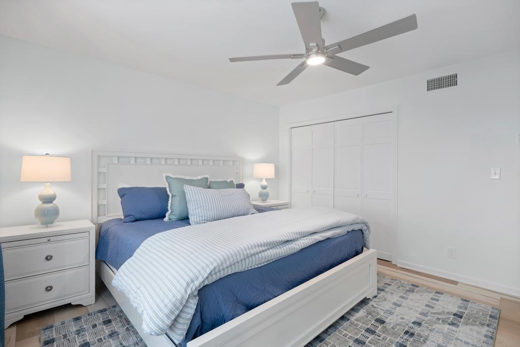 The Tennessea Inn - Oceanfront 1BR w/ beach access | Photo 15