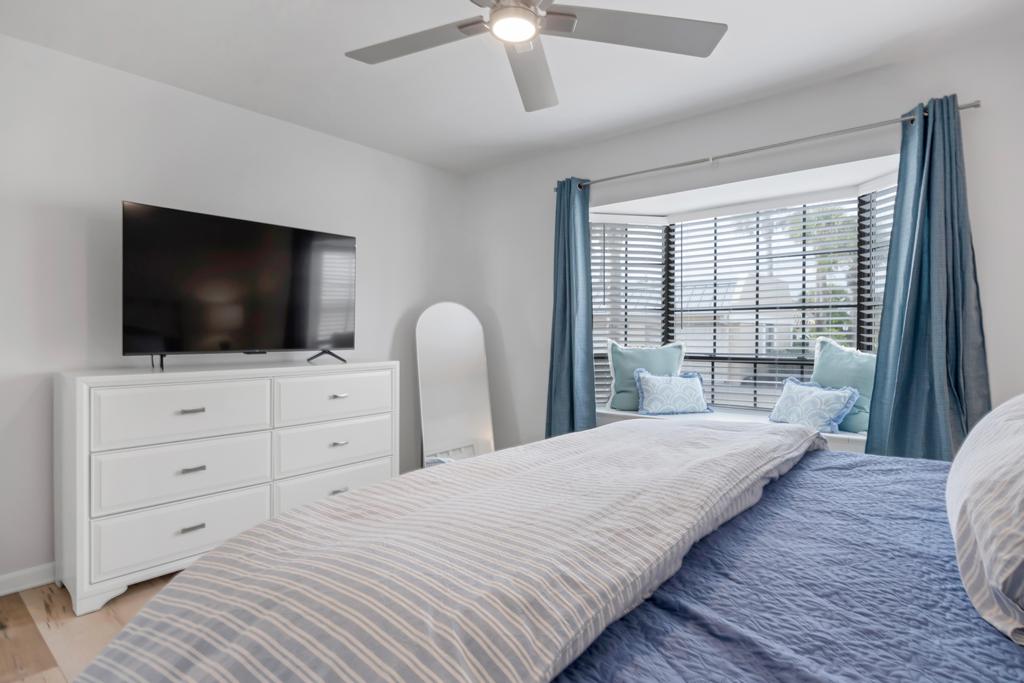 The Tennessea Inn - Oceanfront 1BR w/ beach access | Photo 17