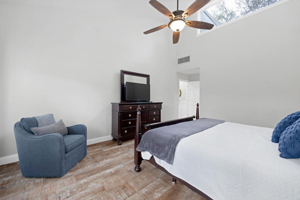 Fore-Shore | Photo 15