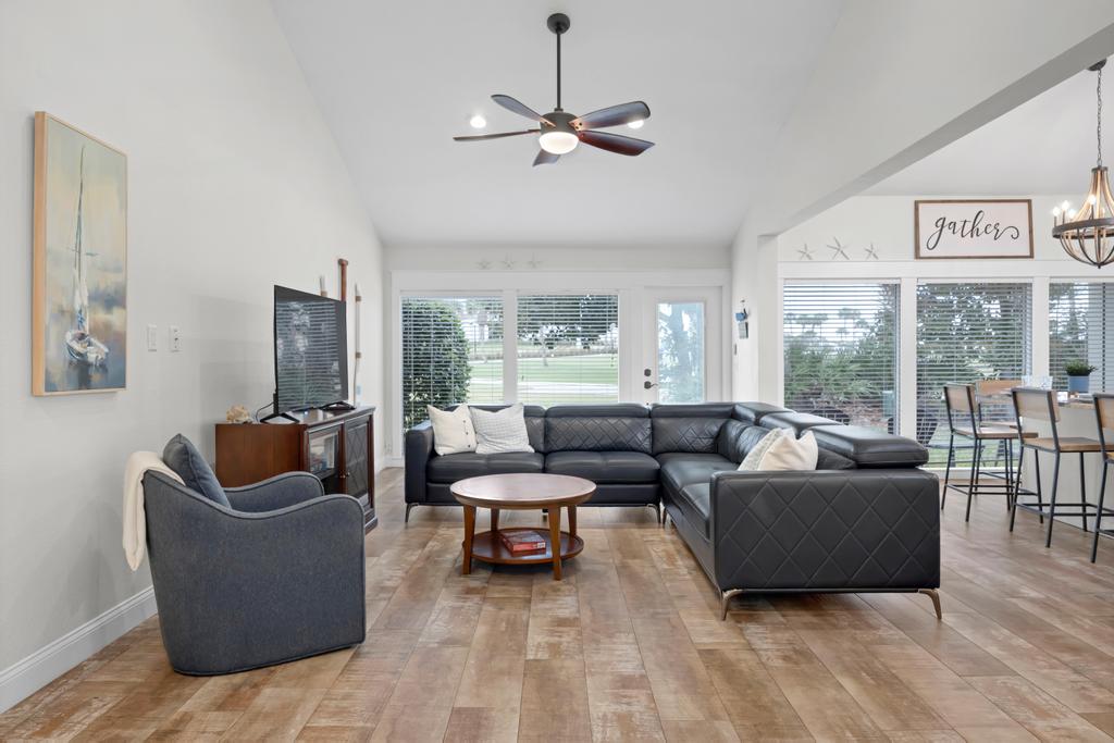 Fore-Shore | Photo 8