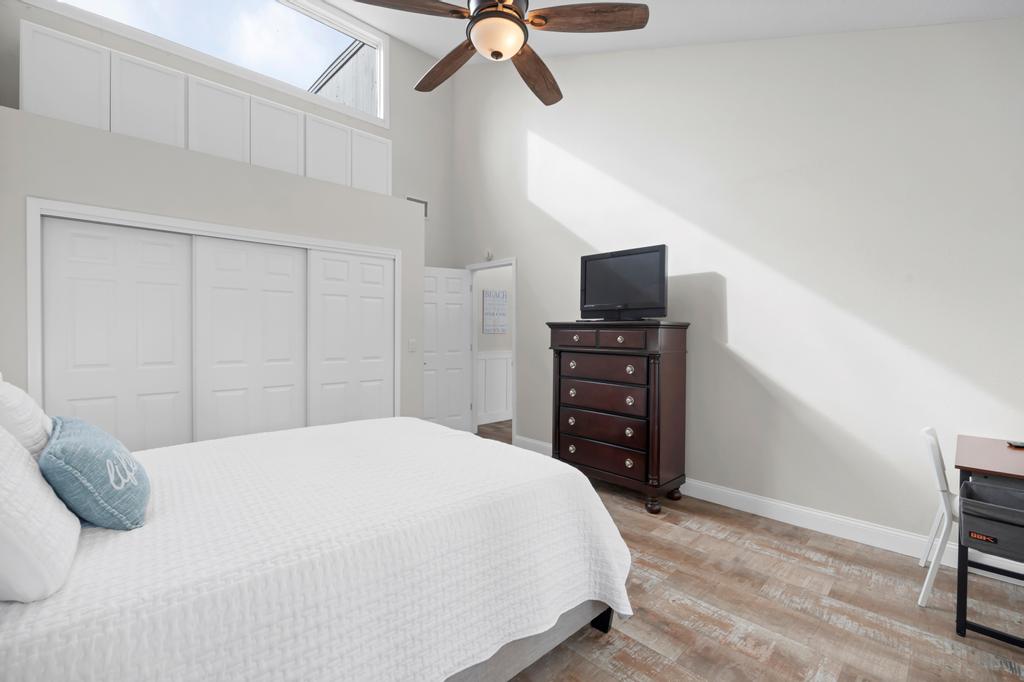 Fore-Shore | Photo 18