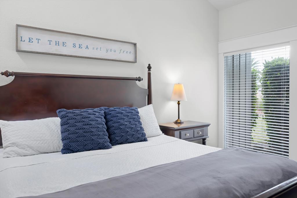 Fore-Shore | Photo 16