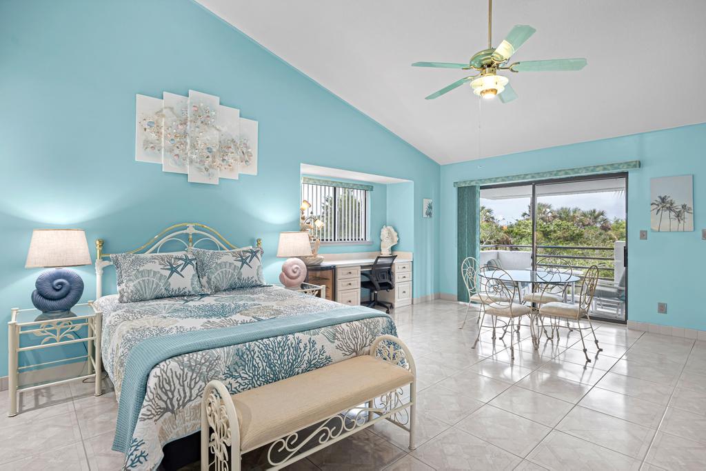 The Flip Flop - beachside escape