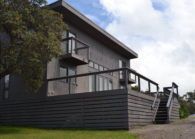 Nature Lovers Coastal Retreat