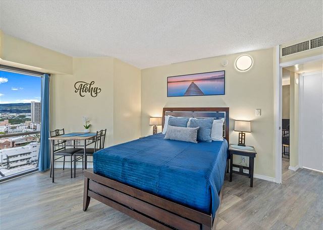 Executive Center 1604