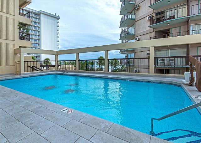 Waikiki Beach Tower Ocean 2 Bdr On The 12th Floor Waikiki