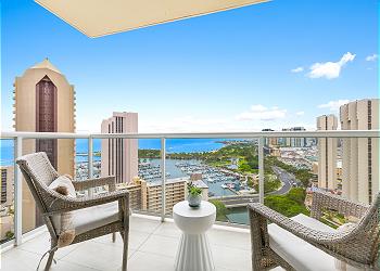 このコンドミニアム／一軒家の詳細ページを見る