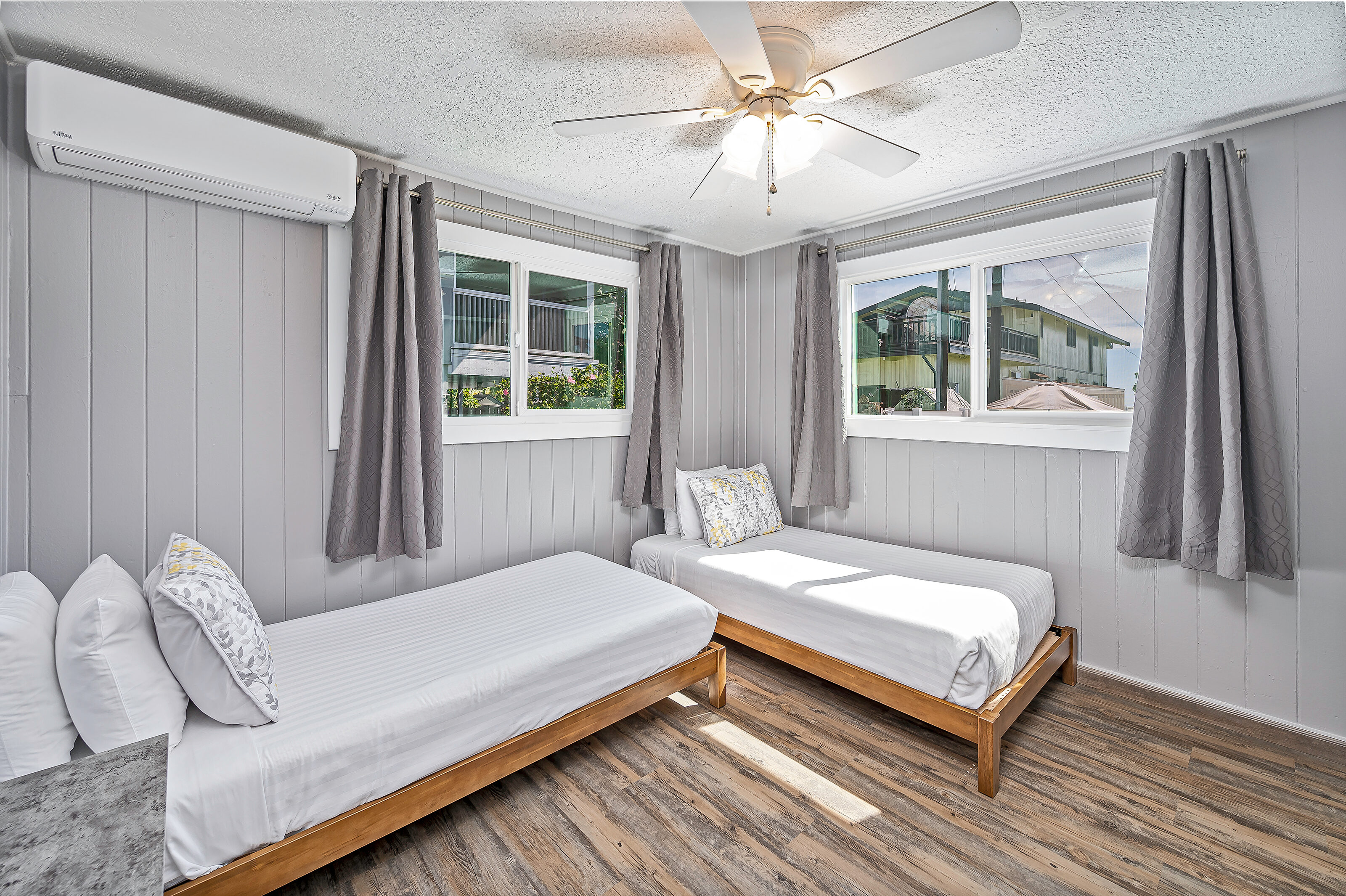 Ewa Beach House 3 BDR Cottage エヴァビーチ・ハウス・3ベッドルームコテージ ・一軒屋 (Ewa Beach