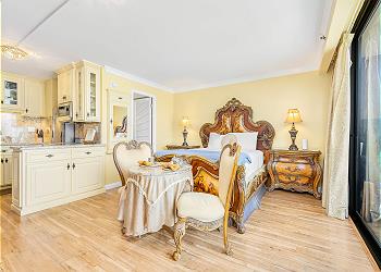 リスト内の次のコンドミニアムを見る