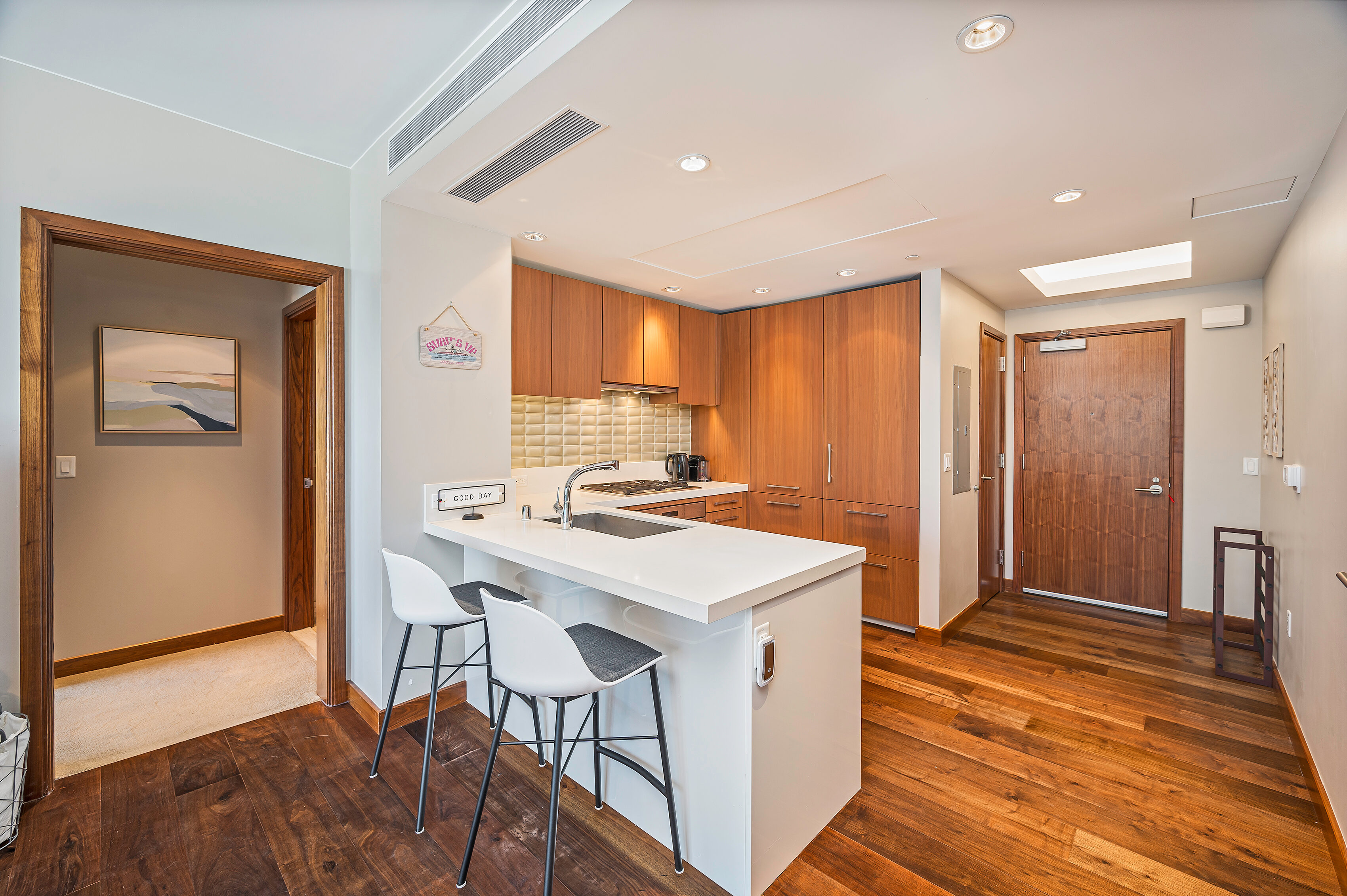 One Ala Moana 1BR condo on the 10th Floor ワン・アラモアナ 1012号室（最低宿泊数30泊）