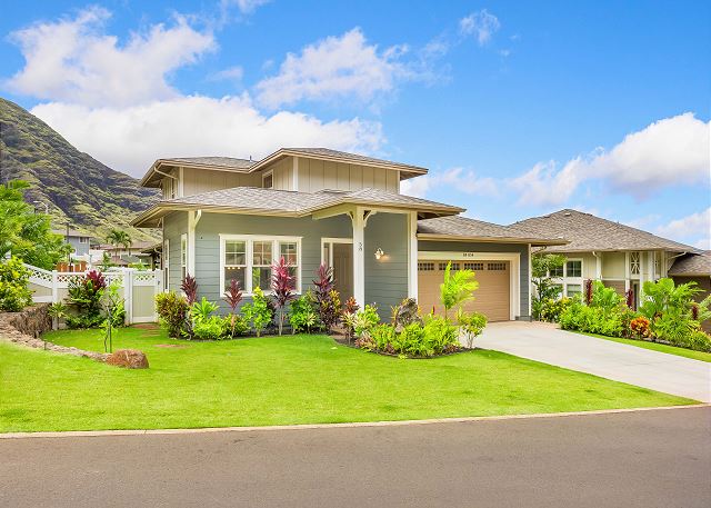 NEW 4BR Home in Makaha Valley Near Beach H - マカハ・マウナ