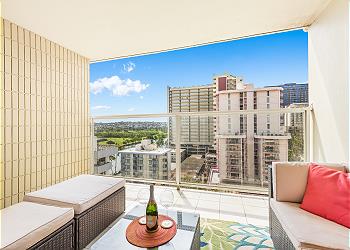 Island Colony 1 BDR Ocean & Mountain View on the 12th Floor