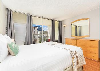 リスト内の次のコンドミニアムを見る